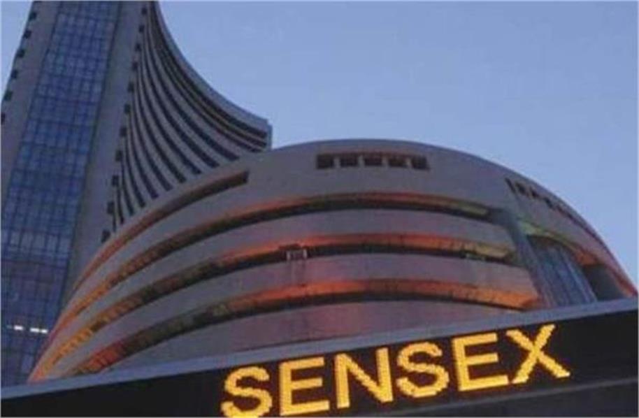 Stock Market: सेंसेक्स 1600 अंक उछला, भूचाल के बाद हरे निशान में शेयर बाजार